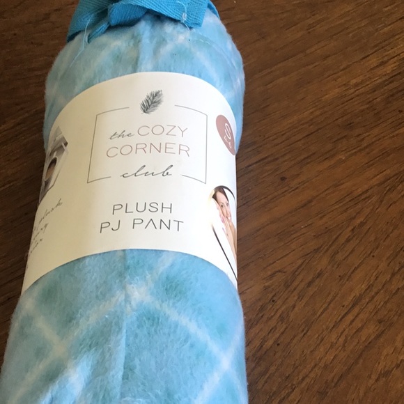 🔥 4/$20 Plush PJ Pants Small 4-6 - Picture 4 of 8